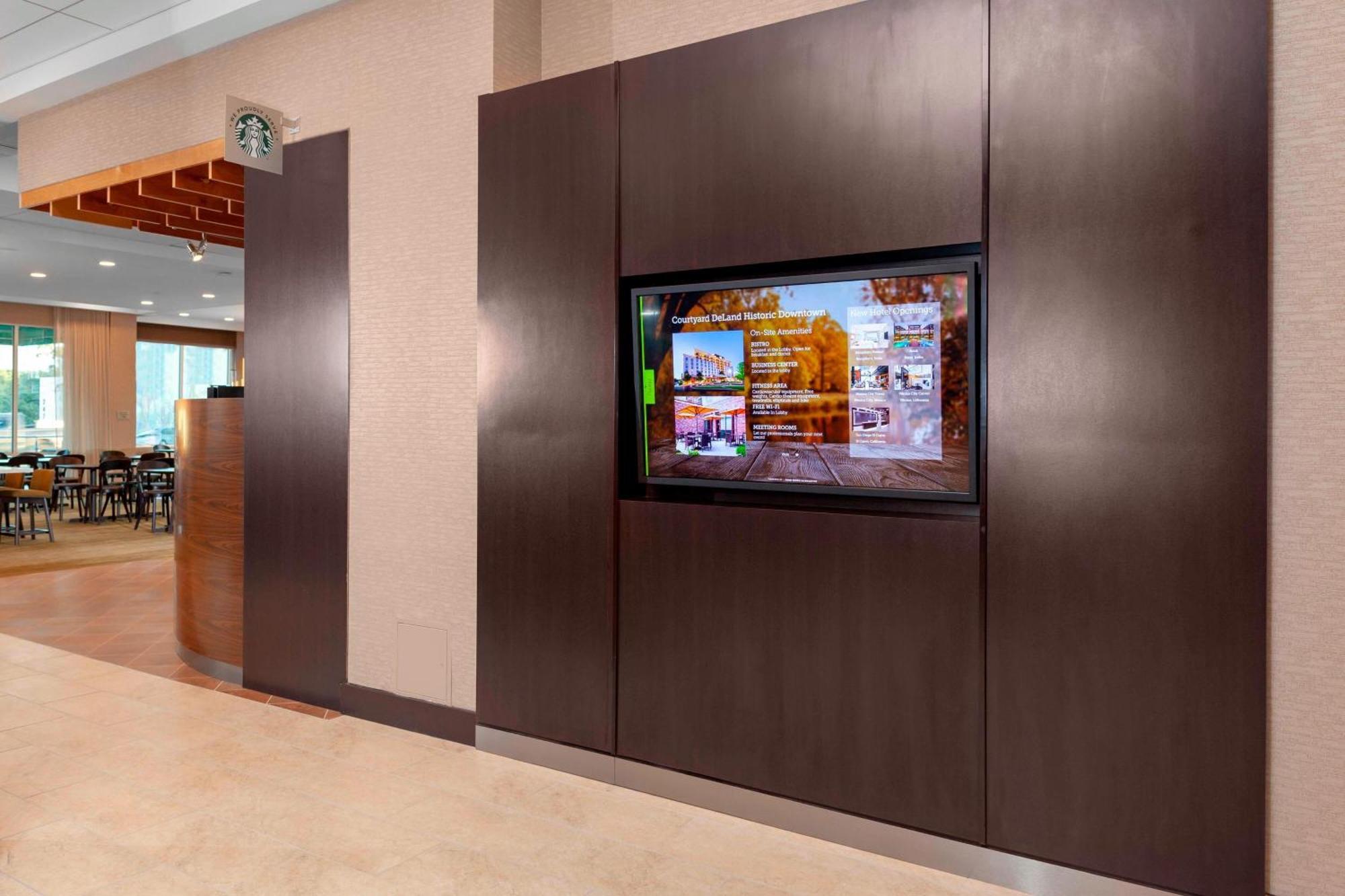 Отель Courtyard By Marriott Deland Historic Downtown Экстерьер фото